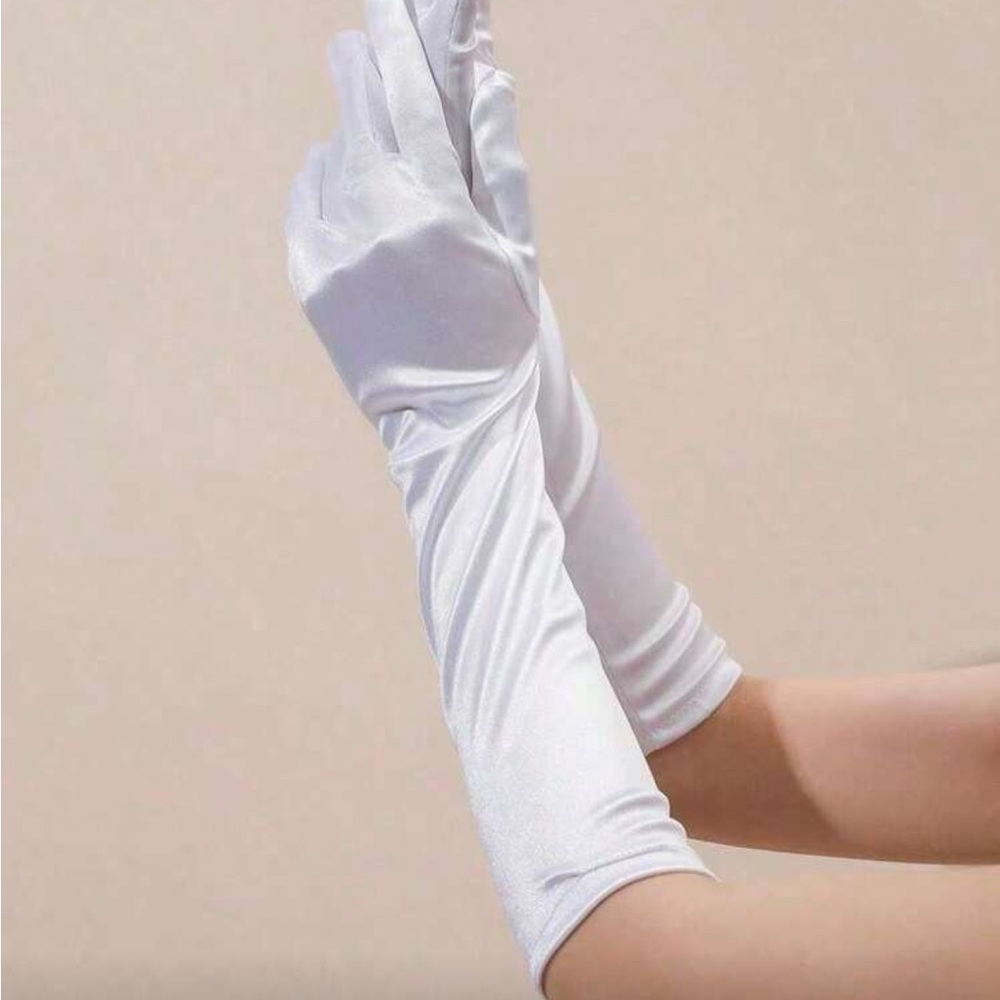 Elegant White Satin Gloves nwt - Picture 5 of 5